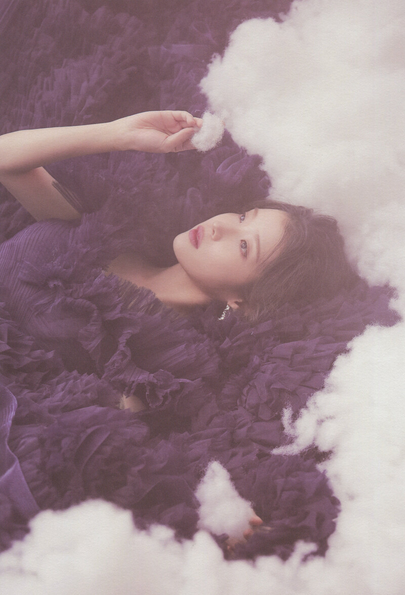 IU - 'LILAC' Photobook [SCANS] documents 2