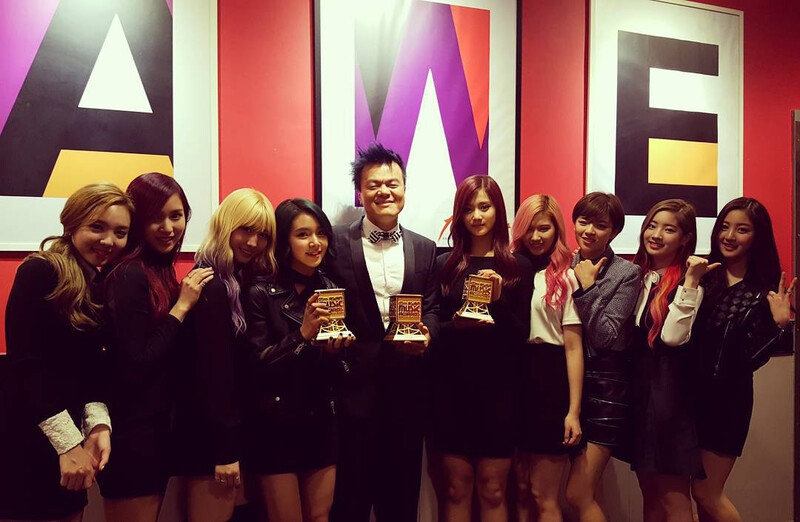 151202 J.Y. Park Instagram Update with TWICE documents 1