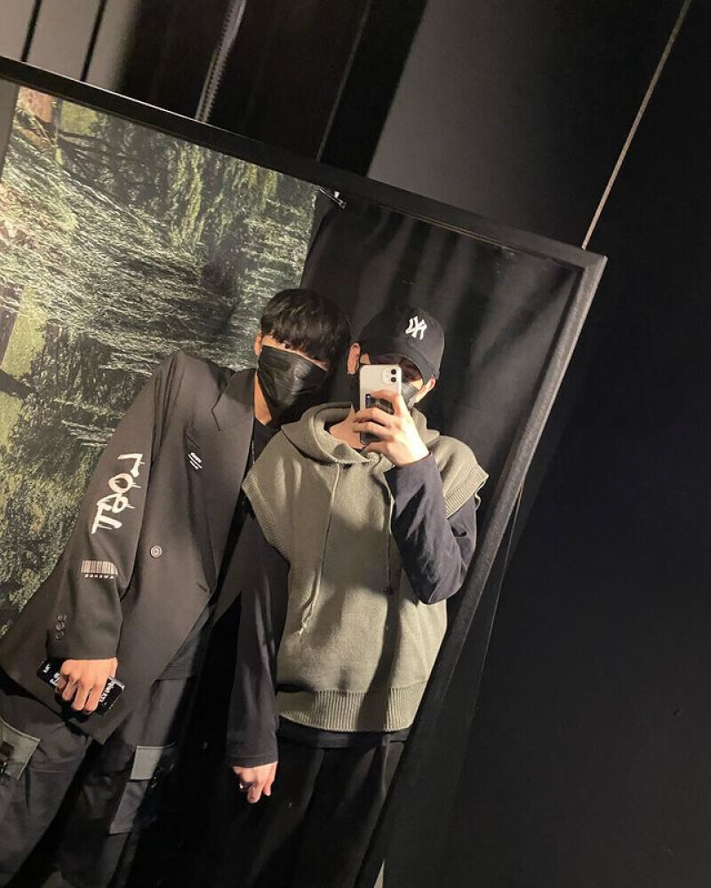 220210 SHAYAN Instagram update documents 3