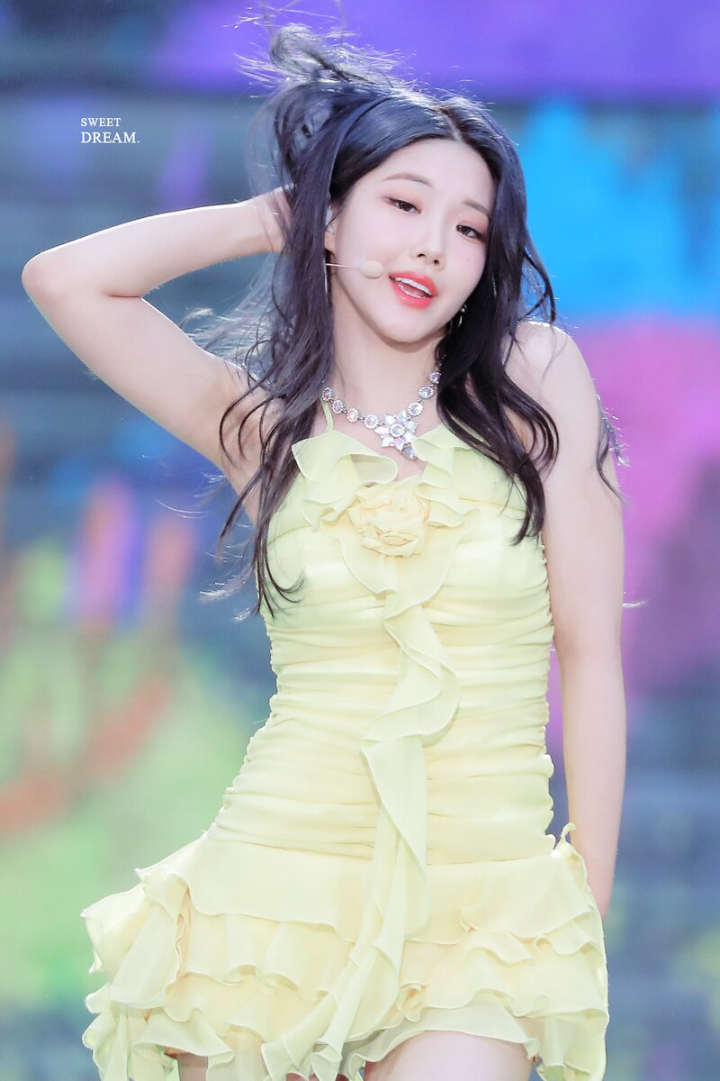 220618 CLASS:y's Chaewon at Dream Concert documents 2