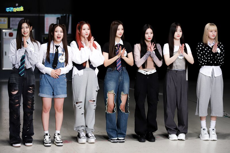 220920 MBC Naver Post - NMIXX at Weekly Idol documents 2