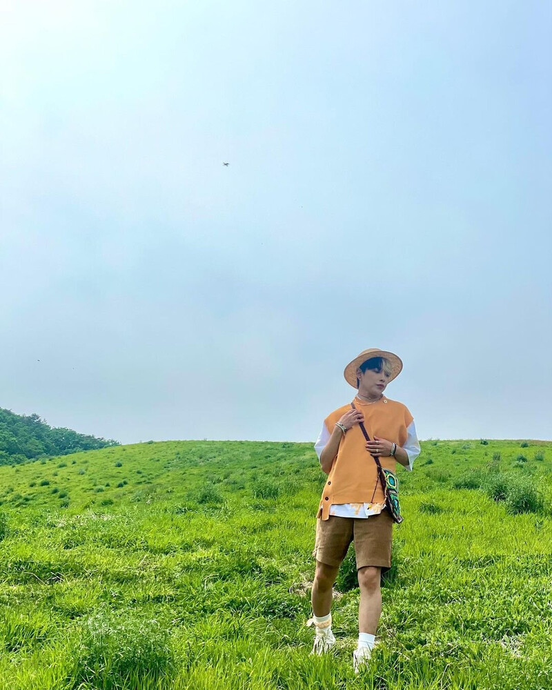 221007 ATEEZ Instagram Update - Hongjoong | kpopping