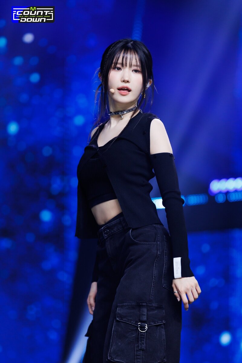 230608 fromis_9 Hayoung - '#menow' at M COUNTDOWN documents 8