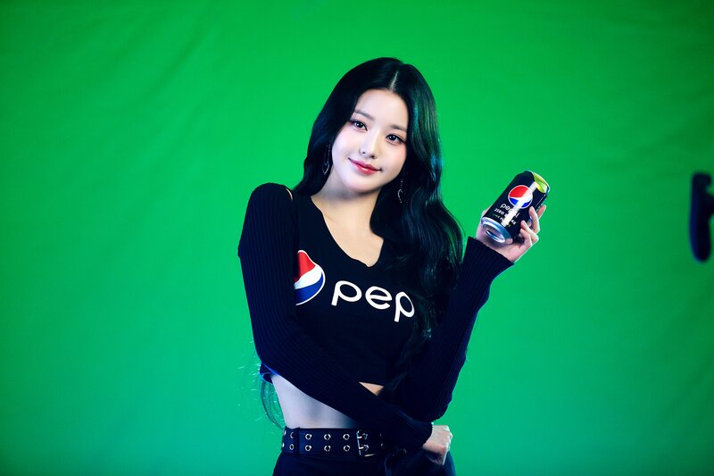 230718 Starship Entertainment - IVE - 2023 Pepsi Campaign Music Video Behind documents 13