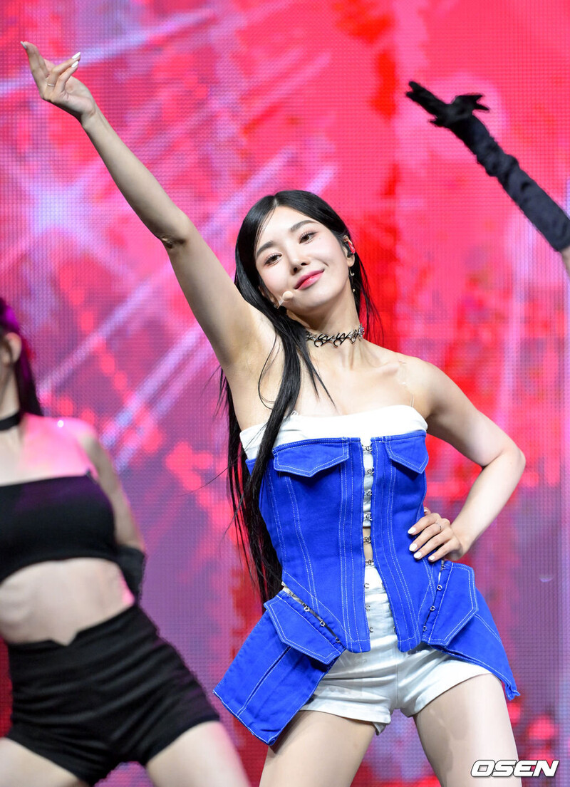 230802 Kwon Eunbi - "The Flash" Comeback Showcase documents 9