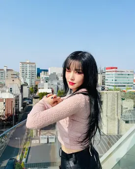 230410 Yuju Instagram Update