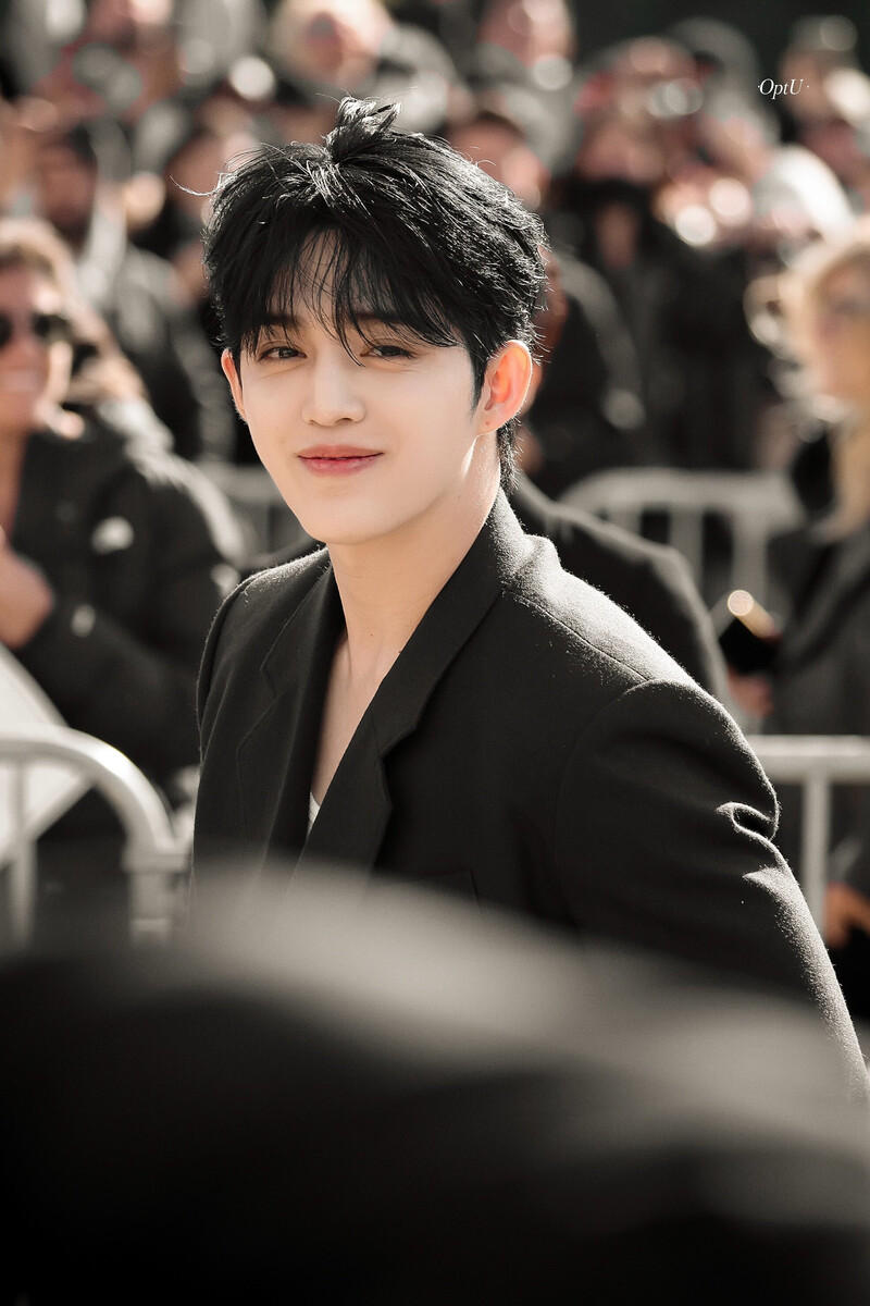 240927 SEVENTEEN S.Coups - LOEWE Paris Fashion Week documents 9