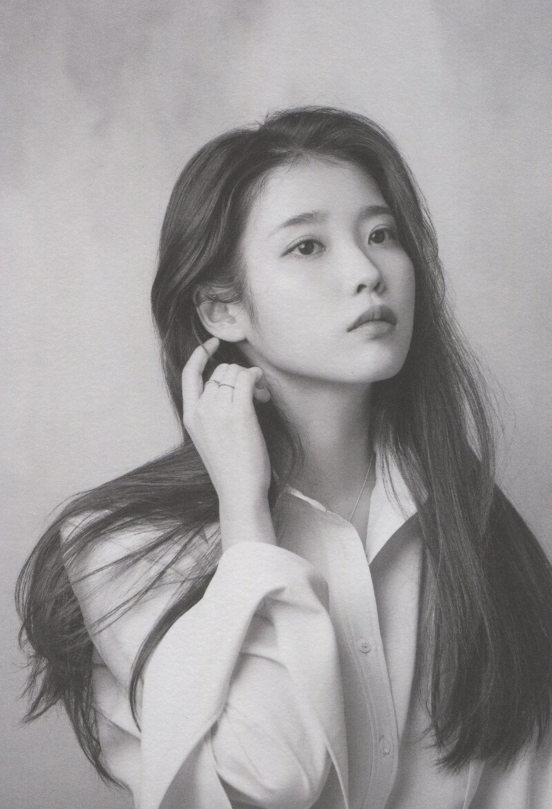 IU 5th Album 'LILAC' [SCANS] documents 5