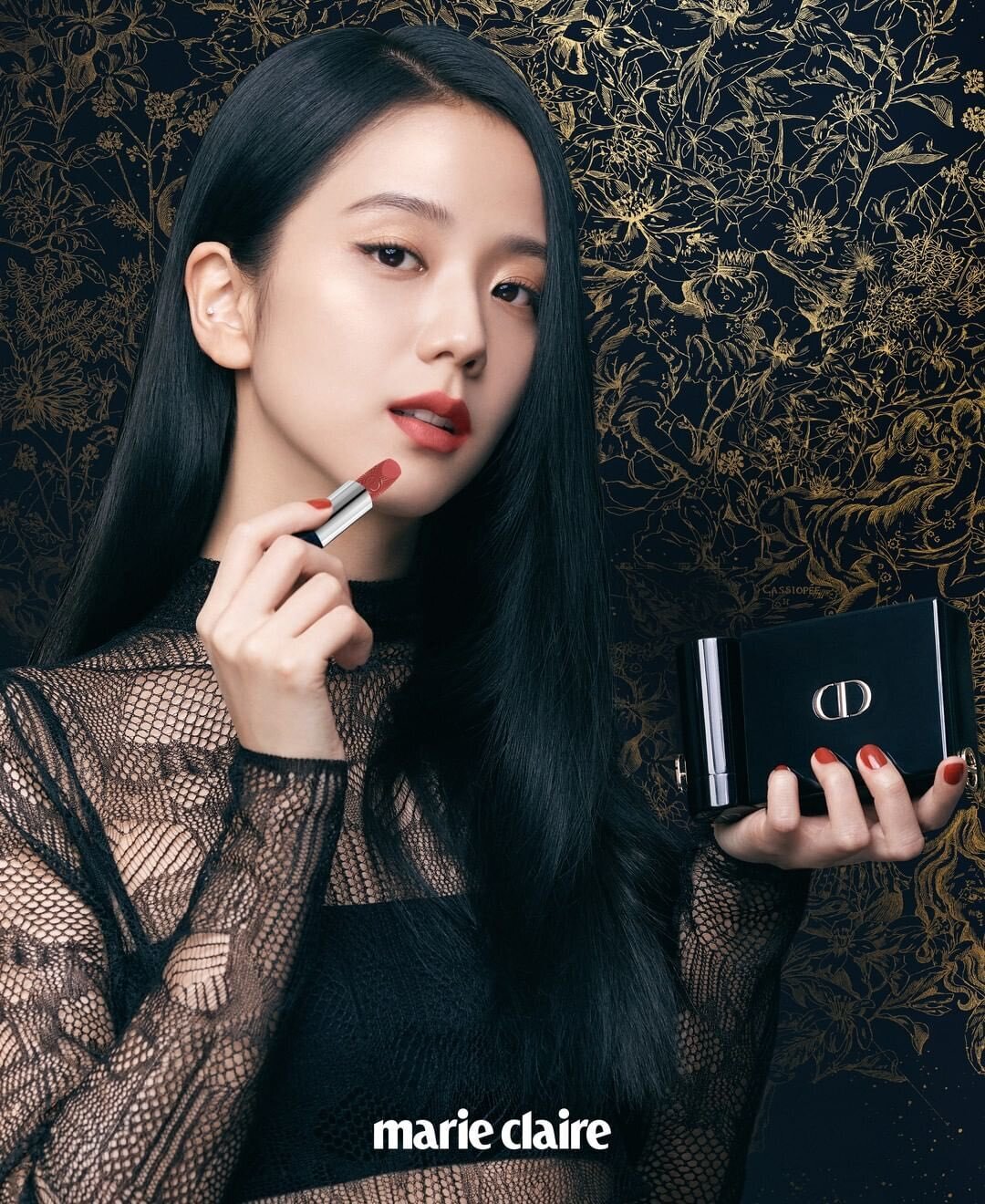 BLACKPINK Jisoo x Dior Beauty Holiday Gift Selection for Marie Claire ...