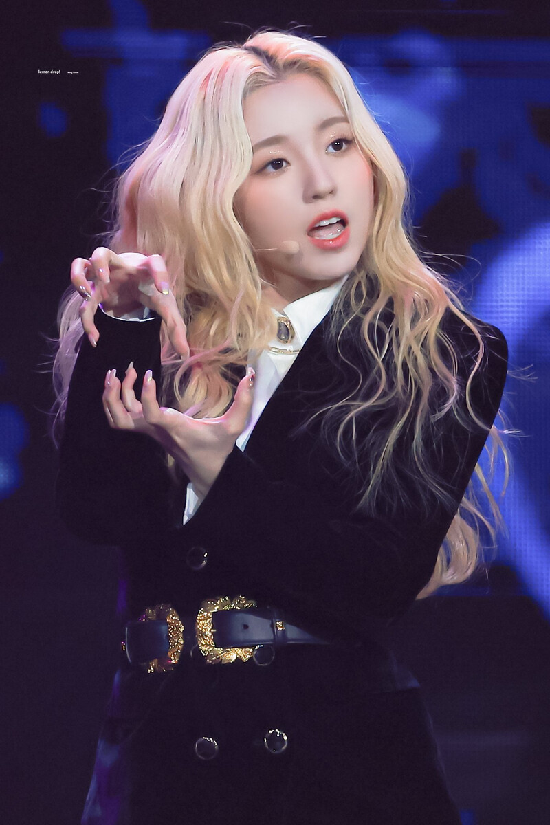 221216 Kep1er Yeseo at SBS Song Festival documents 11