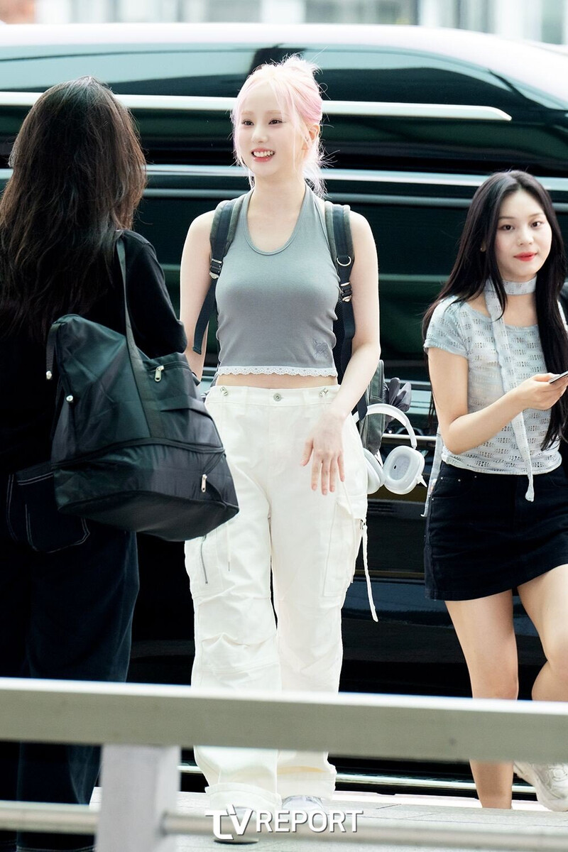 240711 VIVIZ Eunha - ICN Airport documents 3