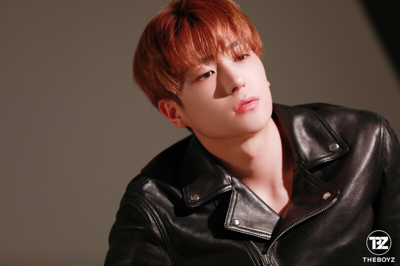 210629 THE BOYZ Harper's Bazaar 2021 July Issue Behind the Scenes | Naver Update documents 15