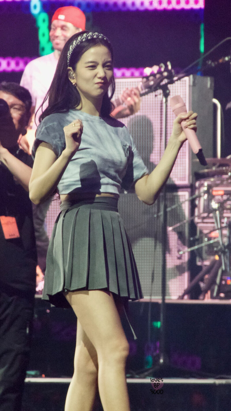 221212 BLACKPINK Jisoo - 'BORN PINK' Concert in Paris Day 2 documents 3