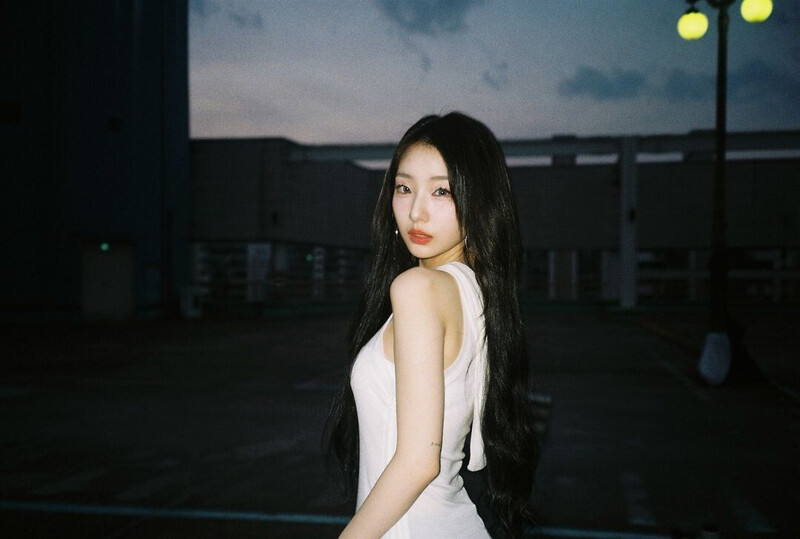 240904 - YeoJin Instagram Update documents 1