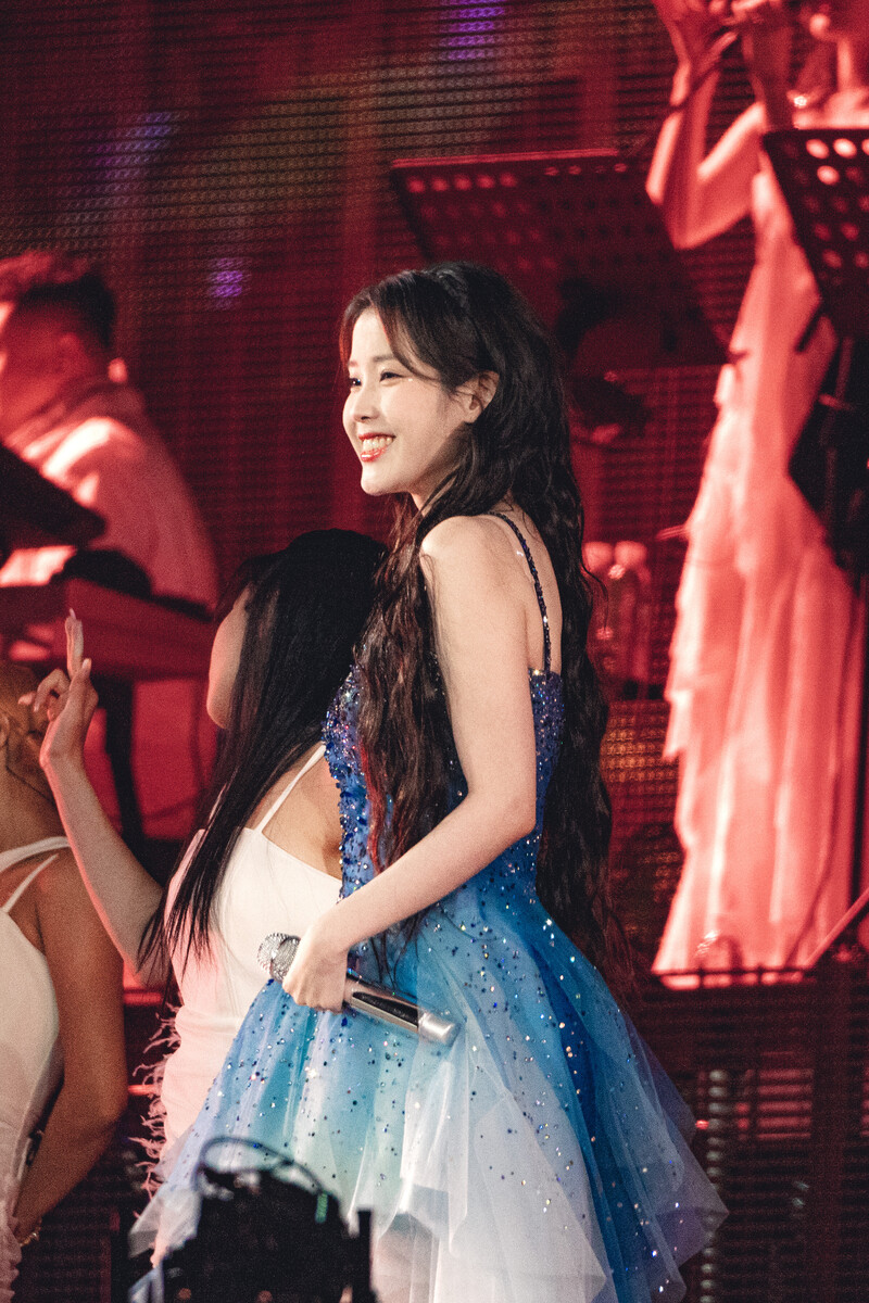 240921 IU - HEREH World Tour Concert Encore: The Winning in Seoul Day 1 documents 3