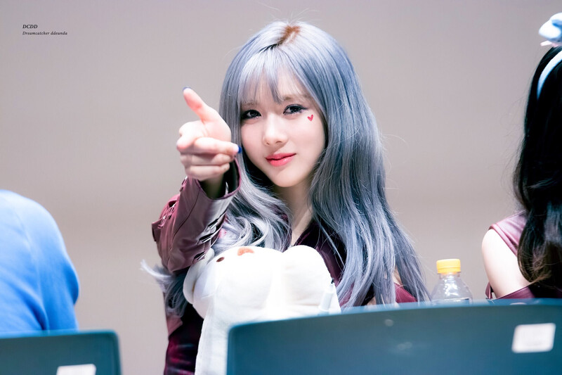 180518 Dreamcatcher Yoohyeon - Fansign Event documents 14