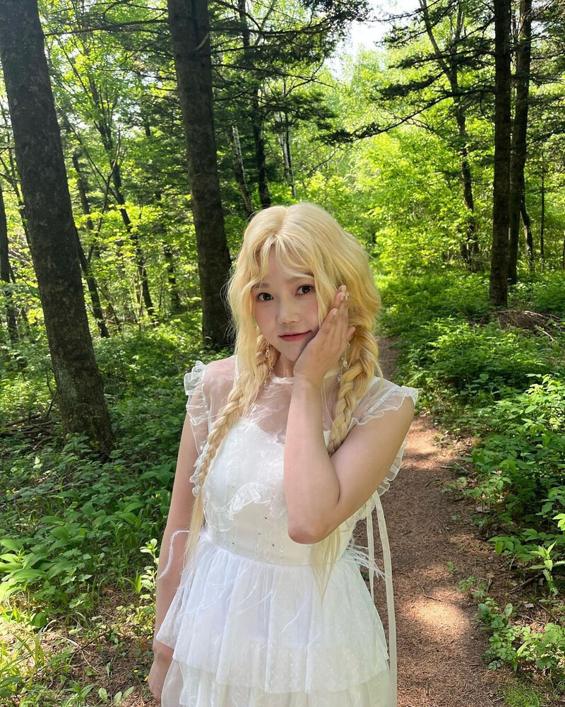 230708 OH MY GIRL Weverse Update - Hyojung documents 2