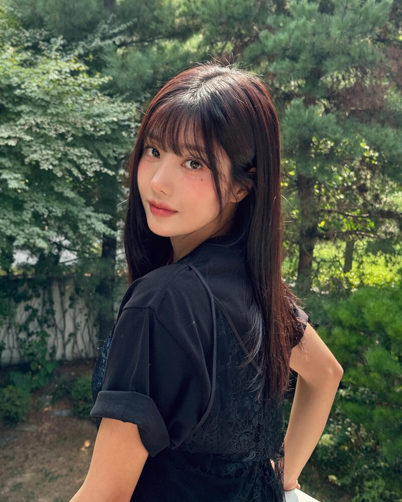 241010 Kwon Eunbi Instagram update documents 2