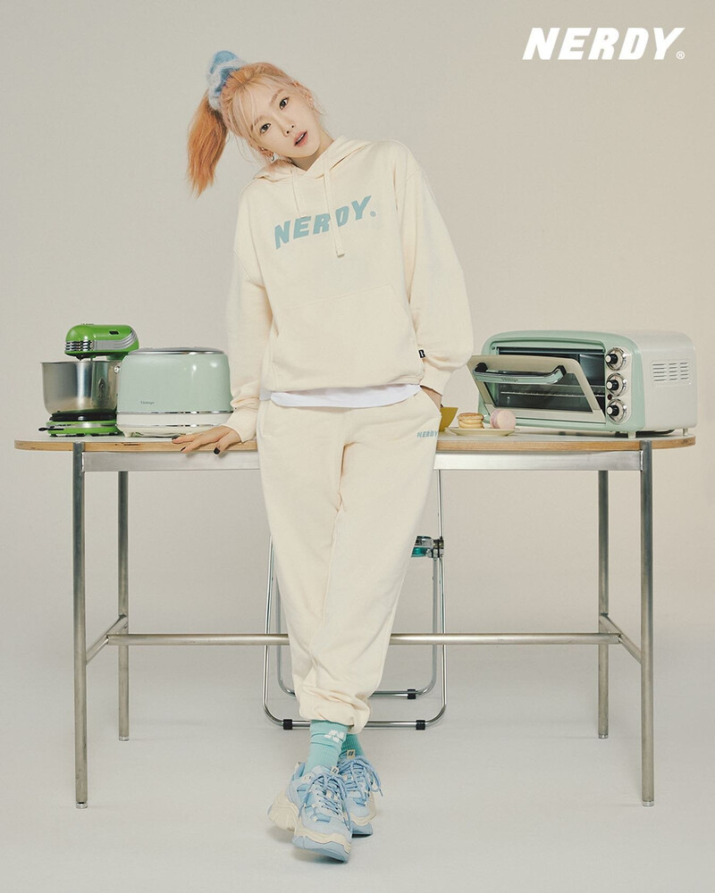 Taeyeon x NERDY 2021 FW Collection documents 9