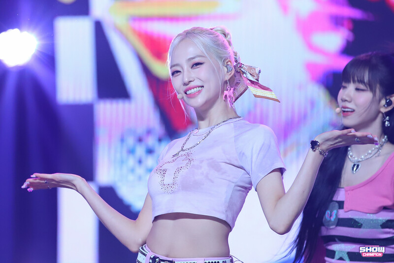 230927 EL7Z UP Yeeun - 'CHEEKY' at Show Champion documents 13