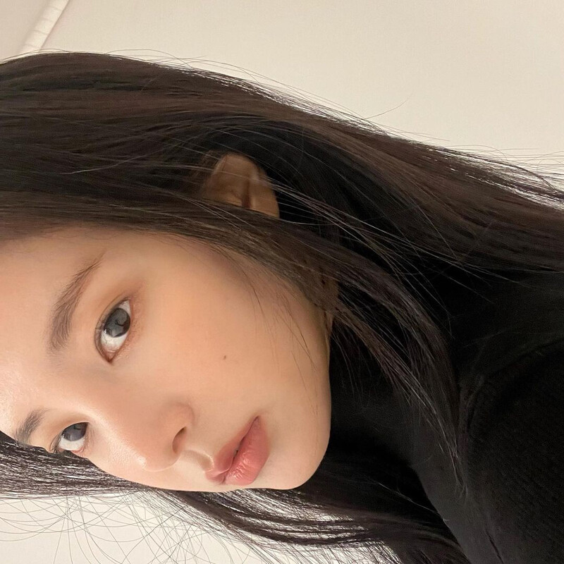 211222 Shin Suhyun Instagram Update documents 2