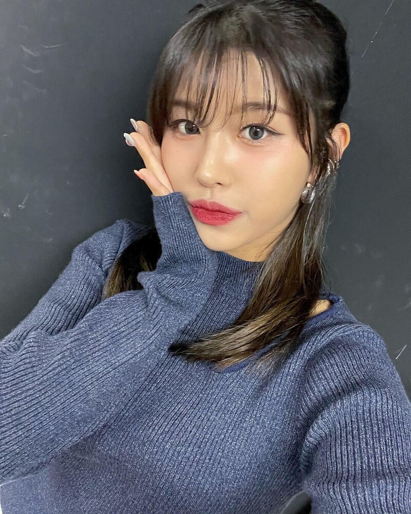 231122 - X:IN Instagram Update: E.SHA documents 6