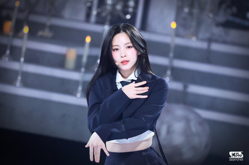 241103 ITZY Ryujin - Imaginary Friend at Inkigayo documents 2