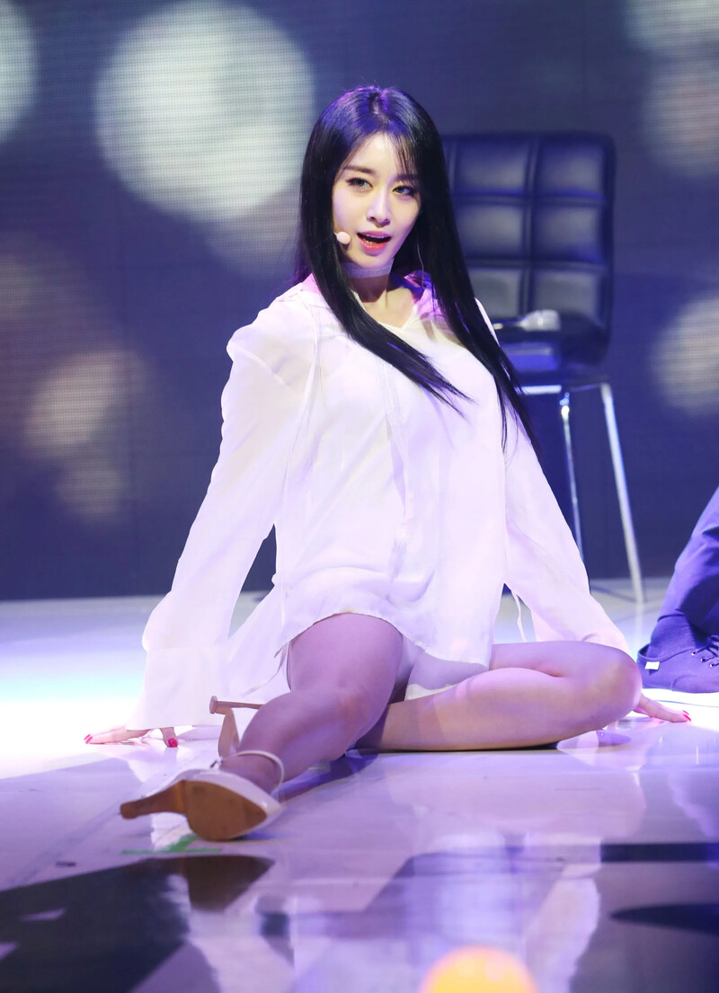 Jiyeon1284.jpg