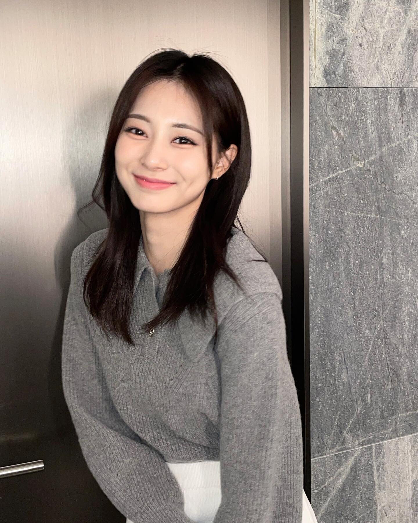 230920 - TZUYU Instagram Update | kpopping