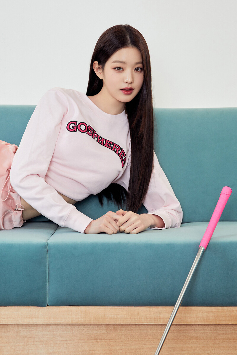 IVE Wonyoung for GOSPHERES 2023 Summer Collection documents 2