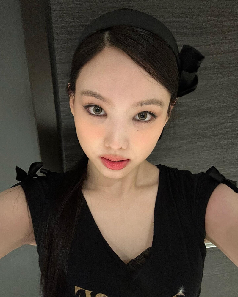 230507 - NAYEON Instagram Update | kpopping