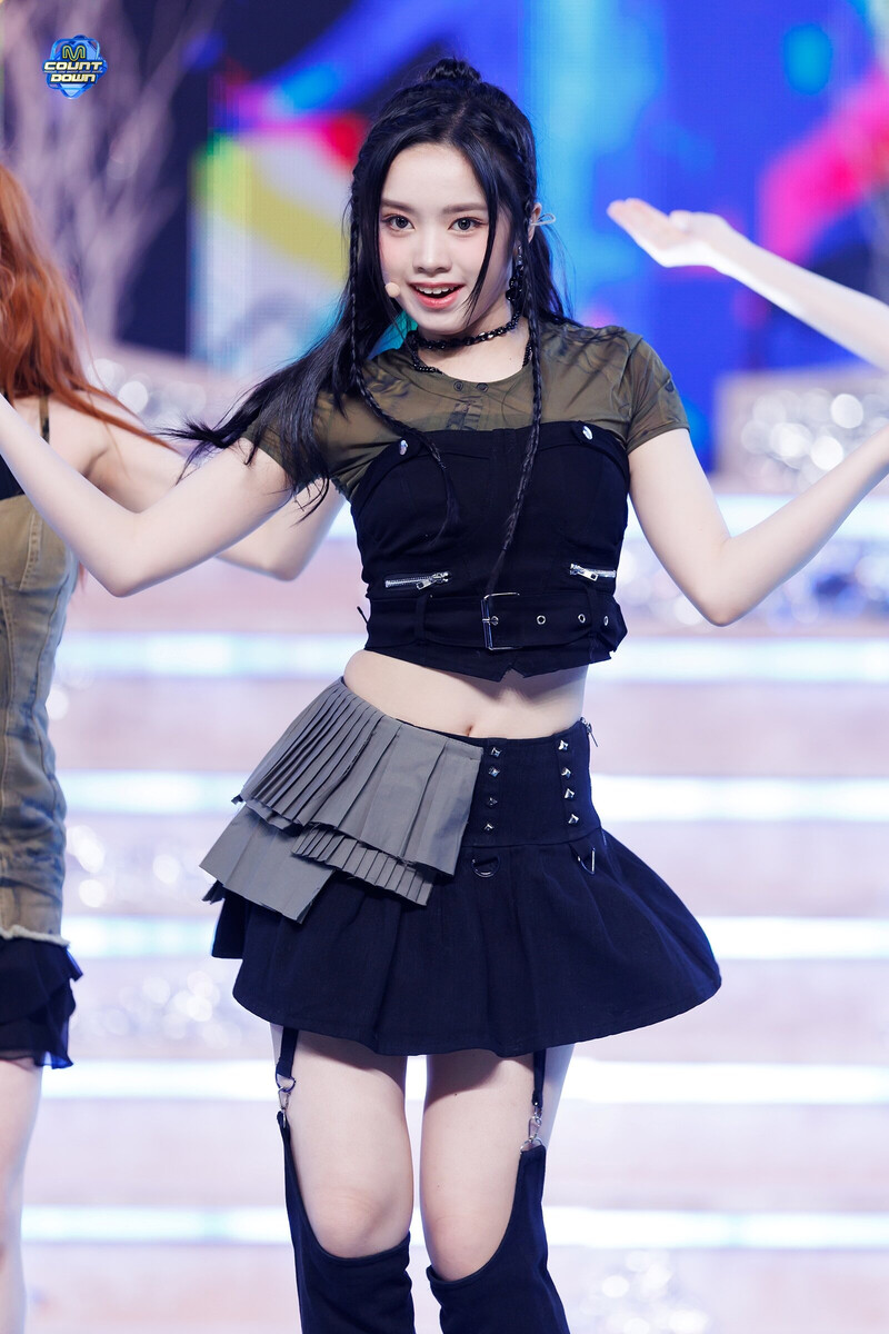 240328 UNIS Elisia - 'SUPERWOMAN' at M Countdown documents 1