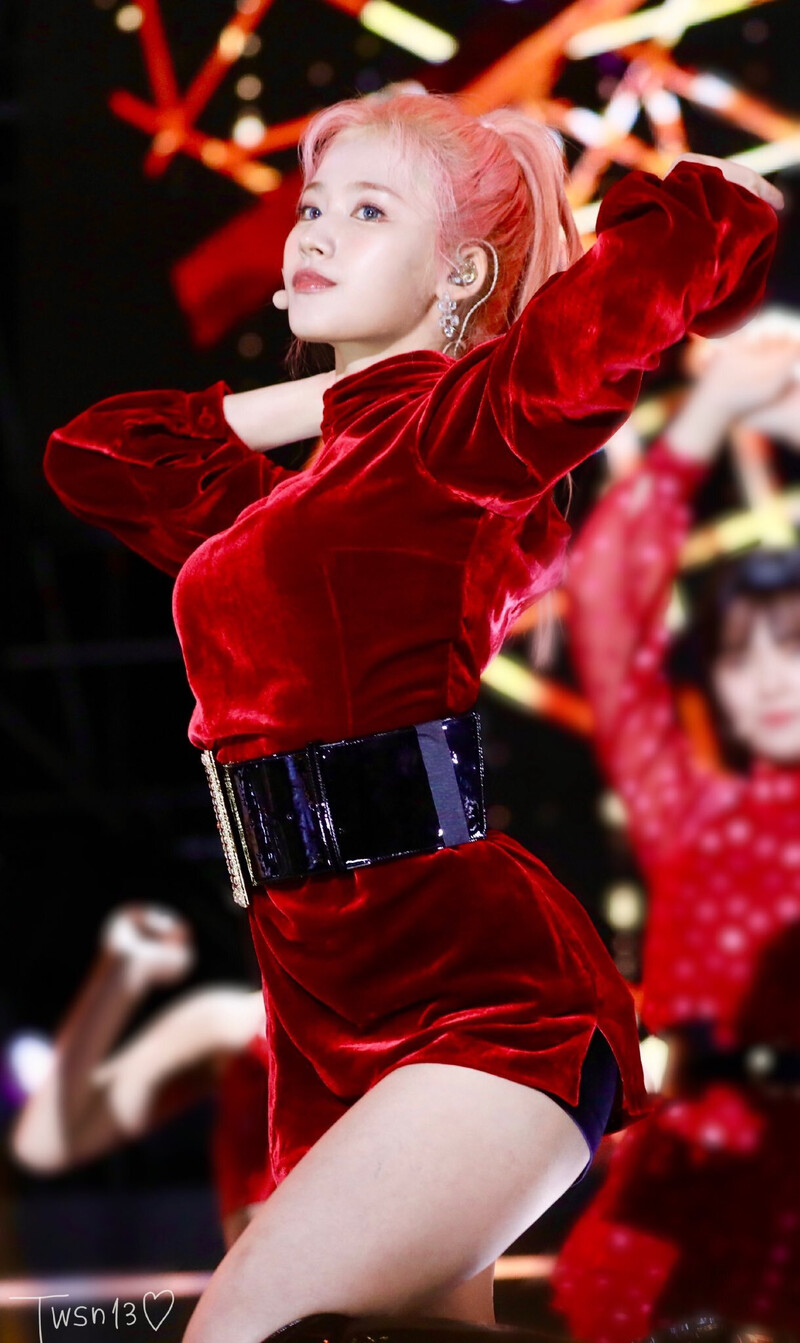 191006 TWICE Sana - SBS Super Concert documents 21