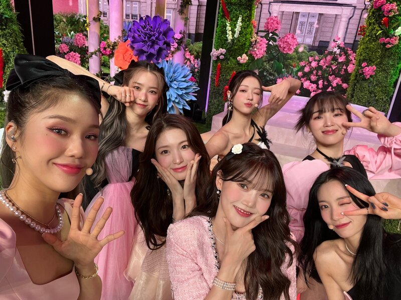 220331 OH MY GIRL Twitter Update documents 1