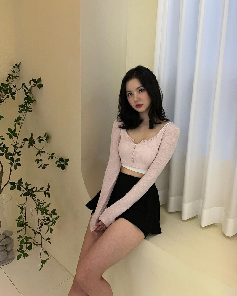 230902 VIVIZ Eunha Instagram Update documents 2