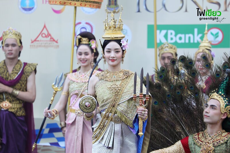 240414 (G)I-DLE Minnie - Songkran Celebration in Thailand documents 25