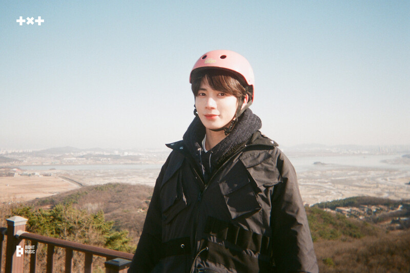 240223 TXT Weverse Update - TXT-LOG Photo Sketch documents 12