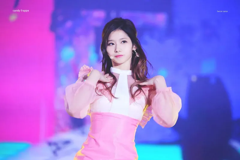 Sana896.jpg