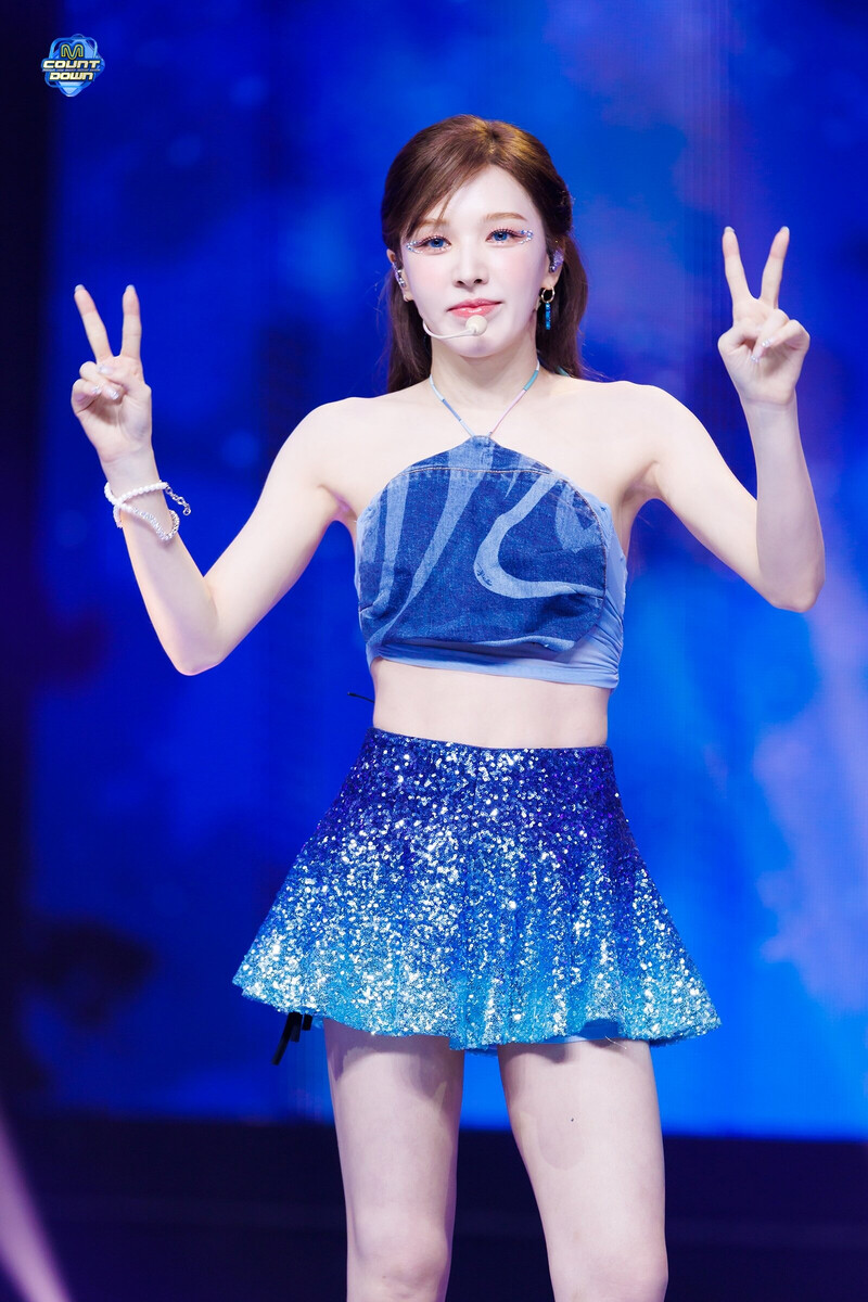 240704 RED VELVET Wendy - 'Cosmic' at M Countdown documents 4