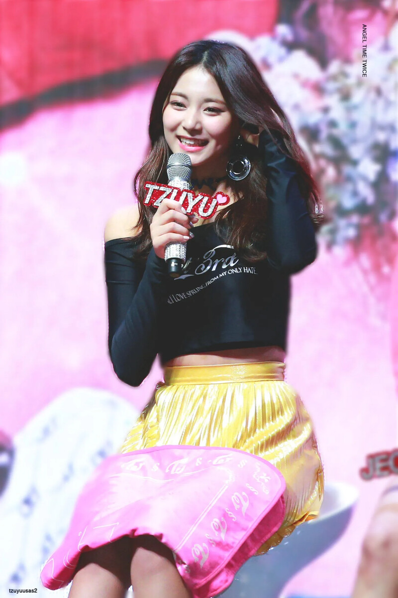 Tzuyu1091.jpg