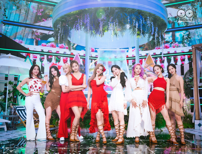 210613 TWICE - 'Alcohol-Free' at Inkigayo documents 1