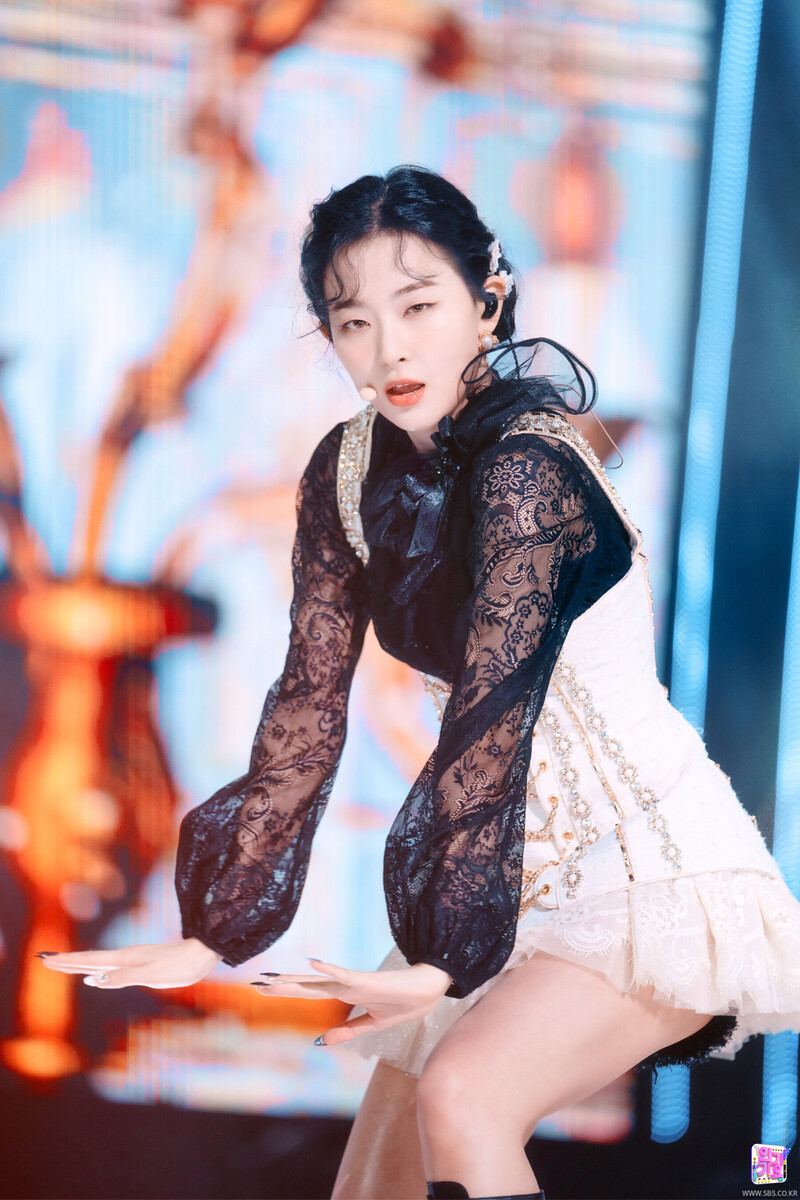 220403 Red Velvet Seulgi - 'Feel My Rhythm' at Inkigayo documents 4