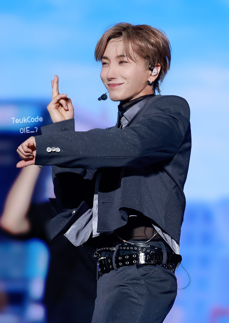 220820 Super Junior Leeteuk at SMTOWN Live : SMCU Express in Suwon documents 5