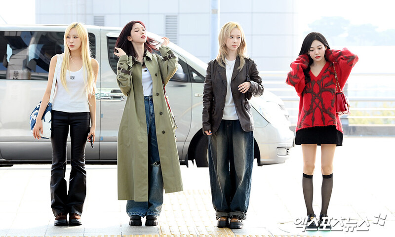 241011 aespa at Incheon International Airport documents 1