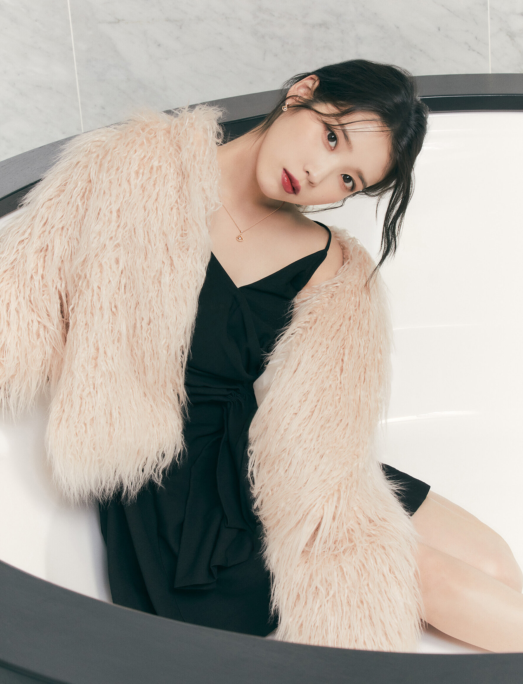 IU for J.ESTINA 'TIARA FUNK' 22 Winter Collection | Kpopping