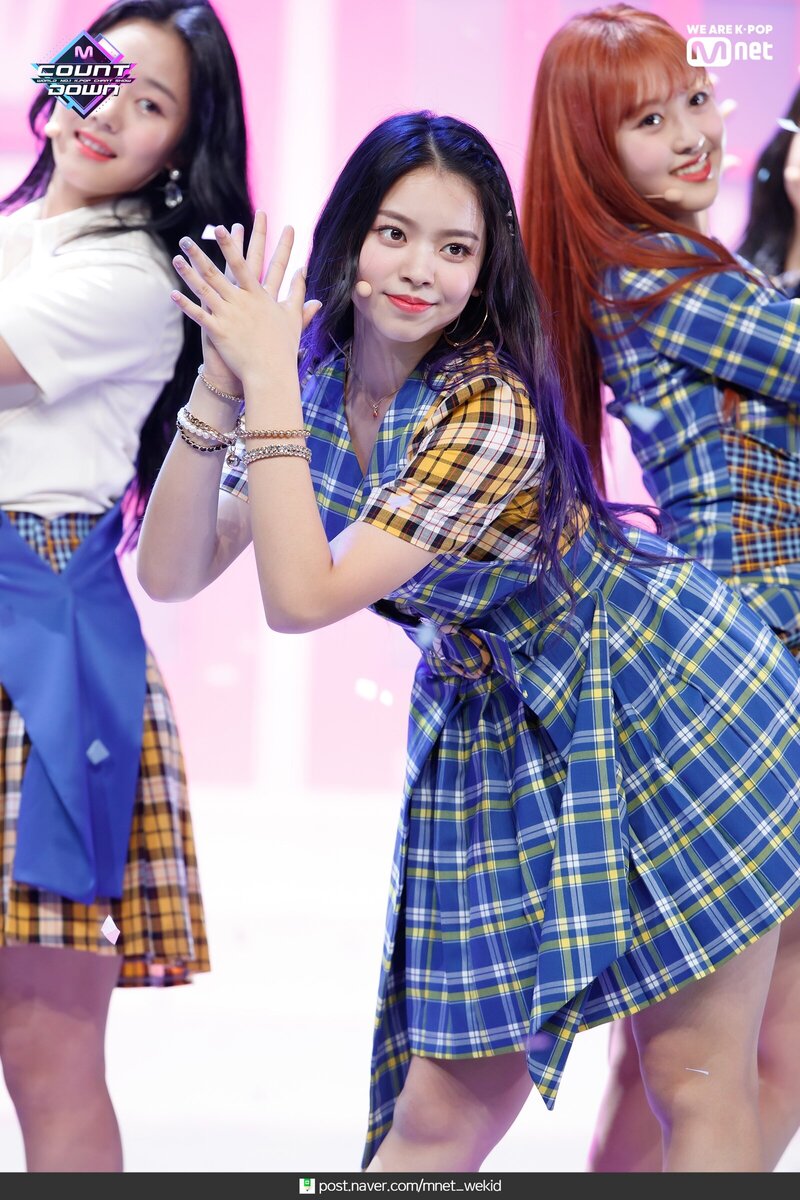 190523 Cherry Bullet - 'Really Really' + 'Ping Pong' on M COUNTDOWN documents 12