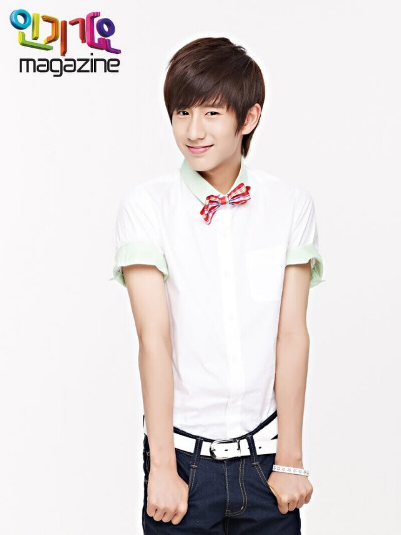 Boyfriend for Inkigayo magazine (July 2011) documents 15