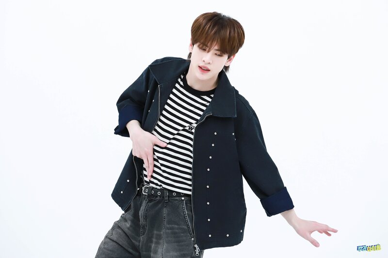 240228 MBC Naver Post - Cravity Allen at Weekly Idol documents 2