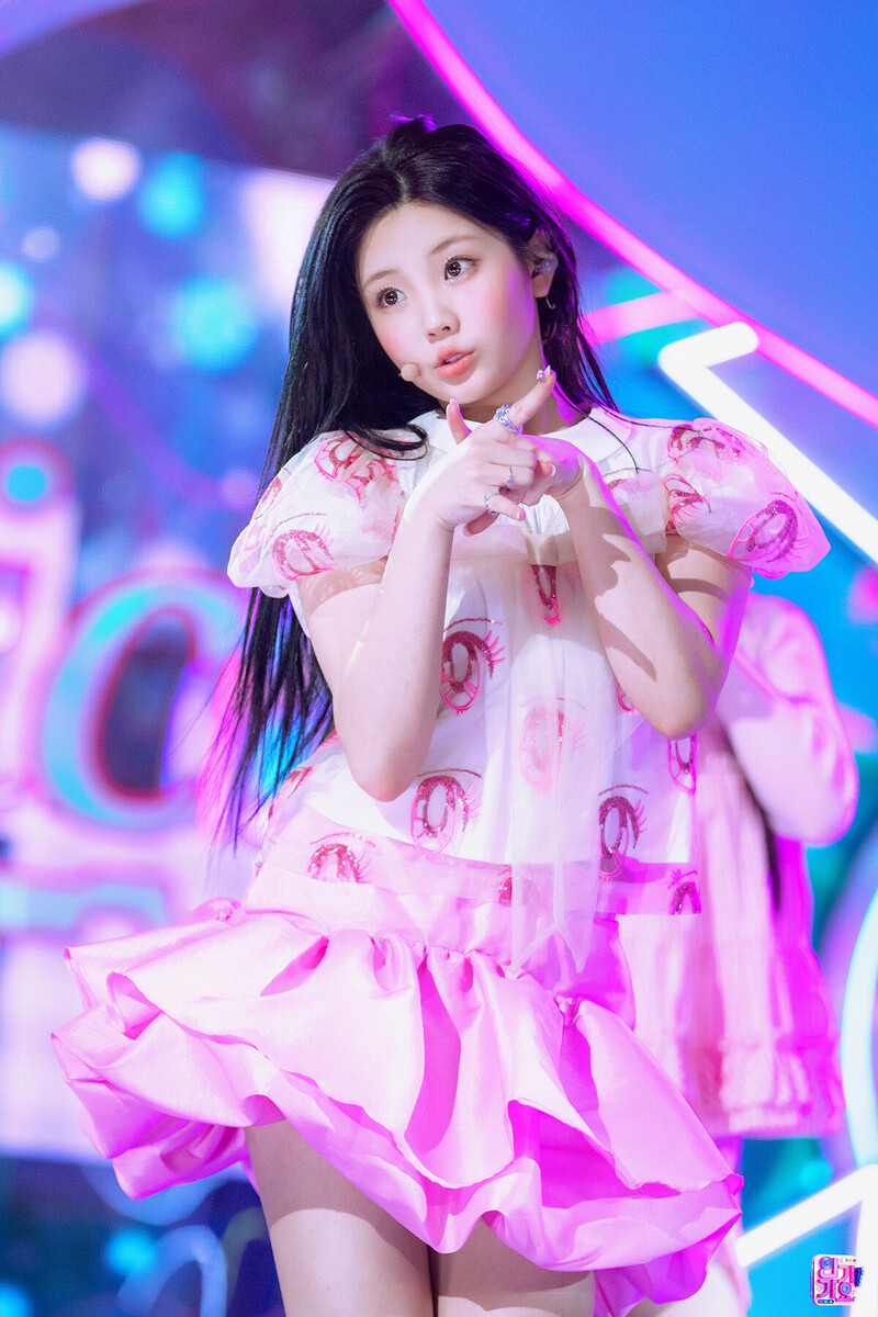 240331 ILLIT Wonhee - ‘Magnetic’ at Inkigayo documents 2