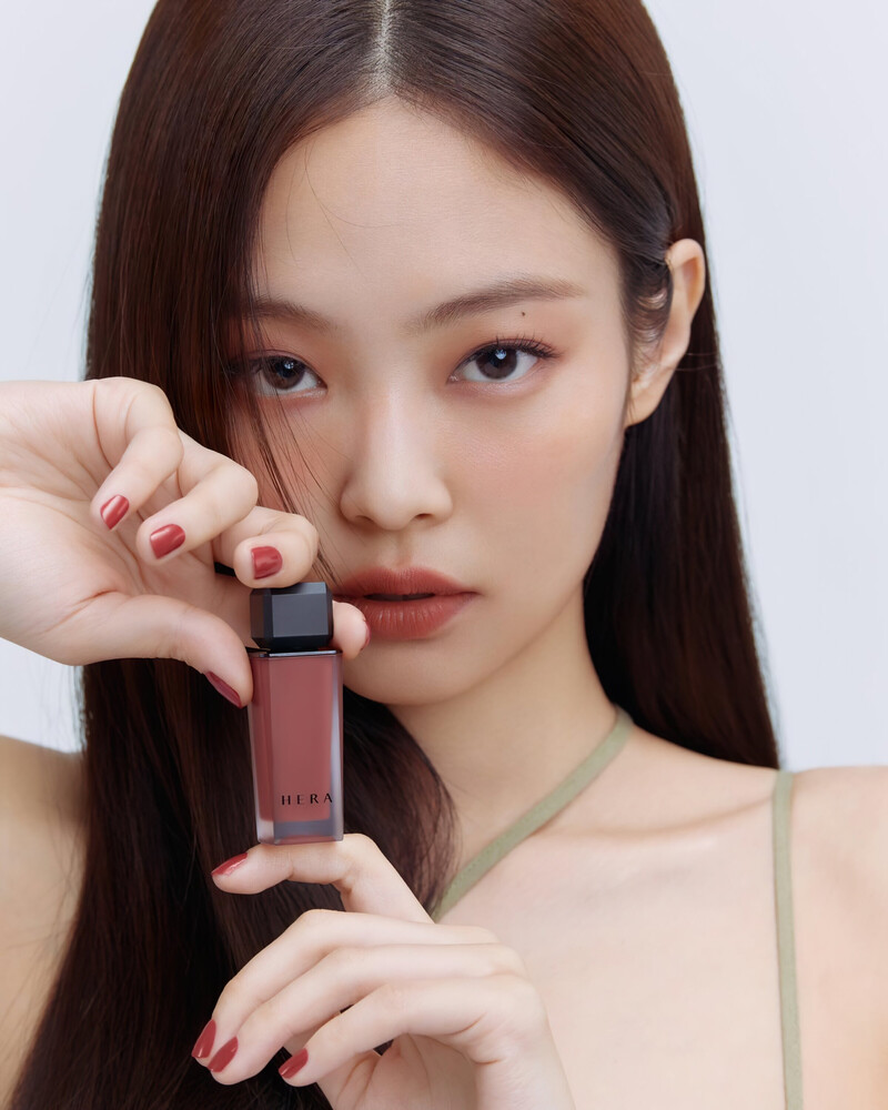 BLACKPINK Jennie for HERA 'Color My Own' Powder Matte Liquid | kpopping